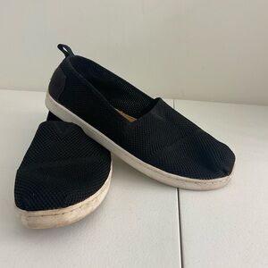 TOMS women’s solid black knit alpargata espadrilles slip on flats casual shoes 6